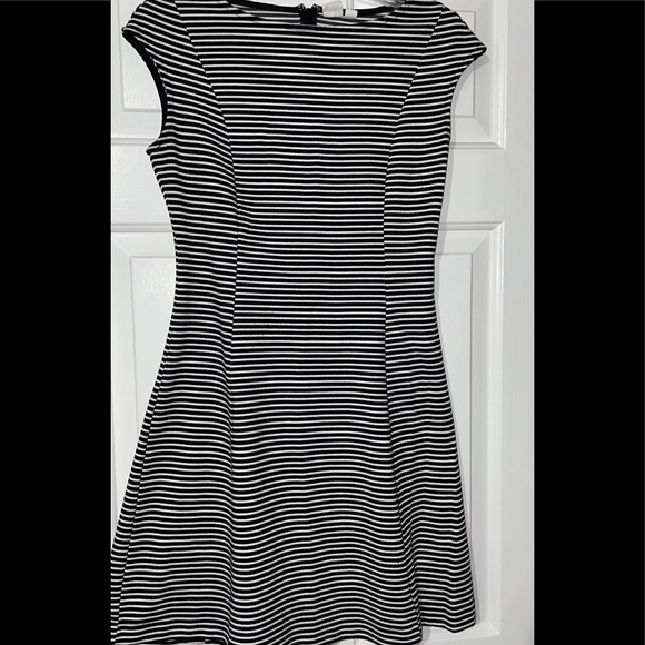 Gap Dress - Picture 1 of 1